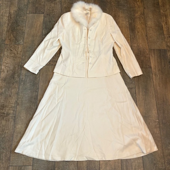 Neiman Marcus Dresses & Skirts - Vintage Neiman Marcus Exclusive Women's Cream 3 Piece Skirt Set Fur Collar SZ 12